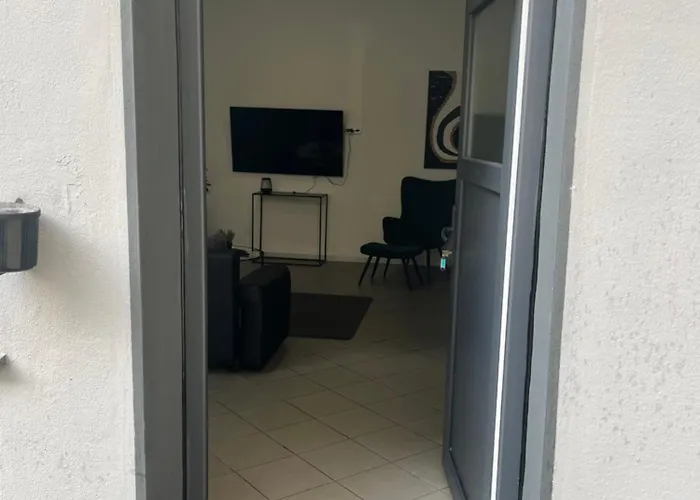 10d 55qm Wi-fi Free Parking Calm Back House *