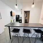 10d 55qm Wi-fi Free Parking Calm Back House