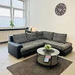 10d 55qm Wi-fi Free Parking Calm Back House דירה