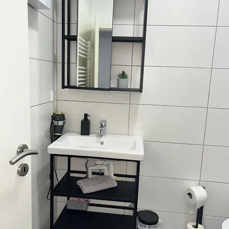 10d 55qm Wi-fi Free Parking Calm Back House Apartmán