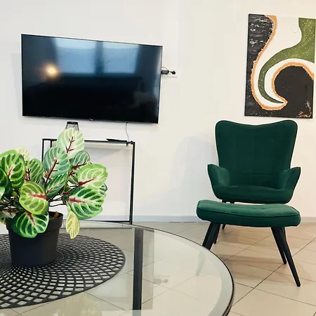 10d 55qm Wi-fi Free Parking Calm Back House