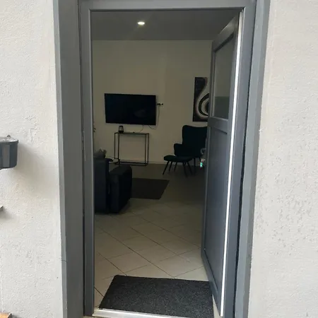 10d 55qm Wi-fi Free Parking Calm Back House *