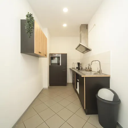 10d 55qm Wi-fi Free Parking Calm Back House *