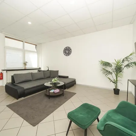 10d 55qm Wi-fi Free Parking Calm Back House *